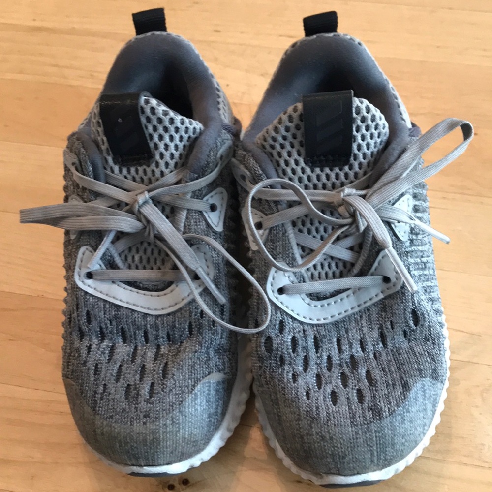 Kids Adidas Alphabounce